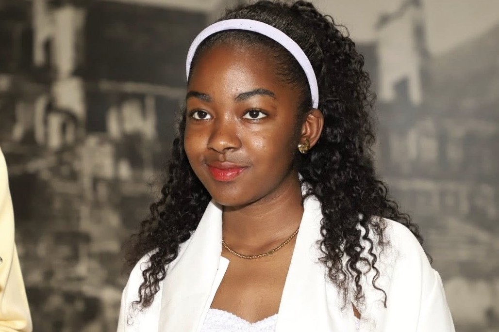 De la gloire instantanée à l’illusion collective : une brève réflexion sur le phénomène Abigaïl et Ariana